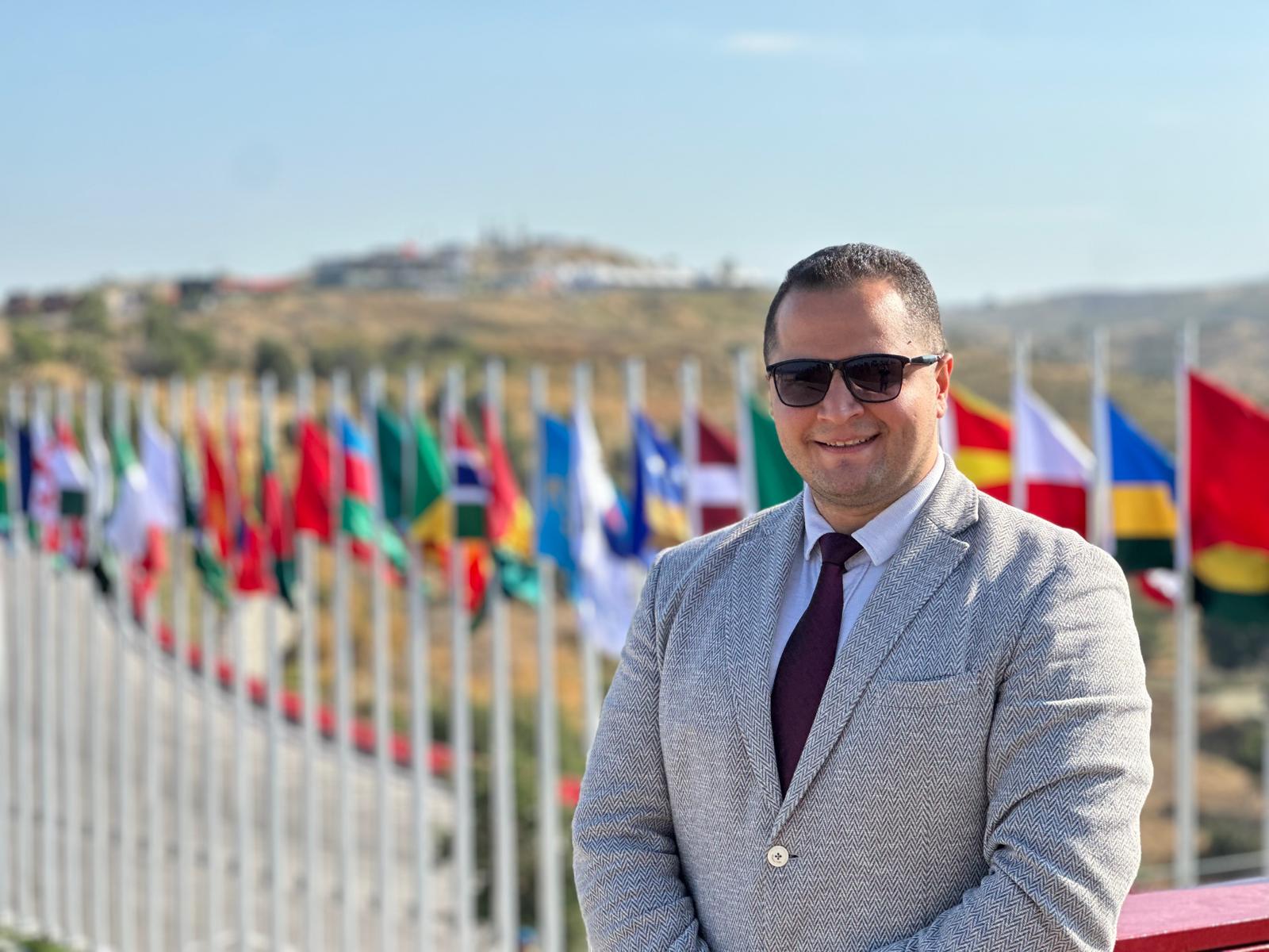 ERDA AKIN - İngilizce – Farsça profil fotoğrafı
